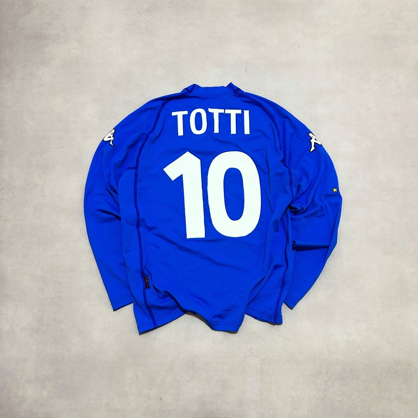 2000-01 Italy Home  Shirt Totti