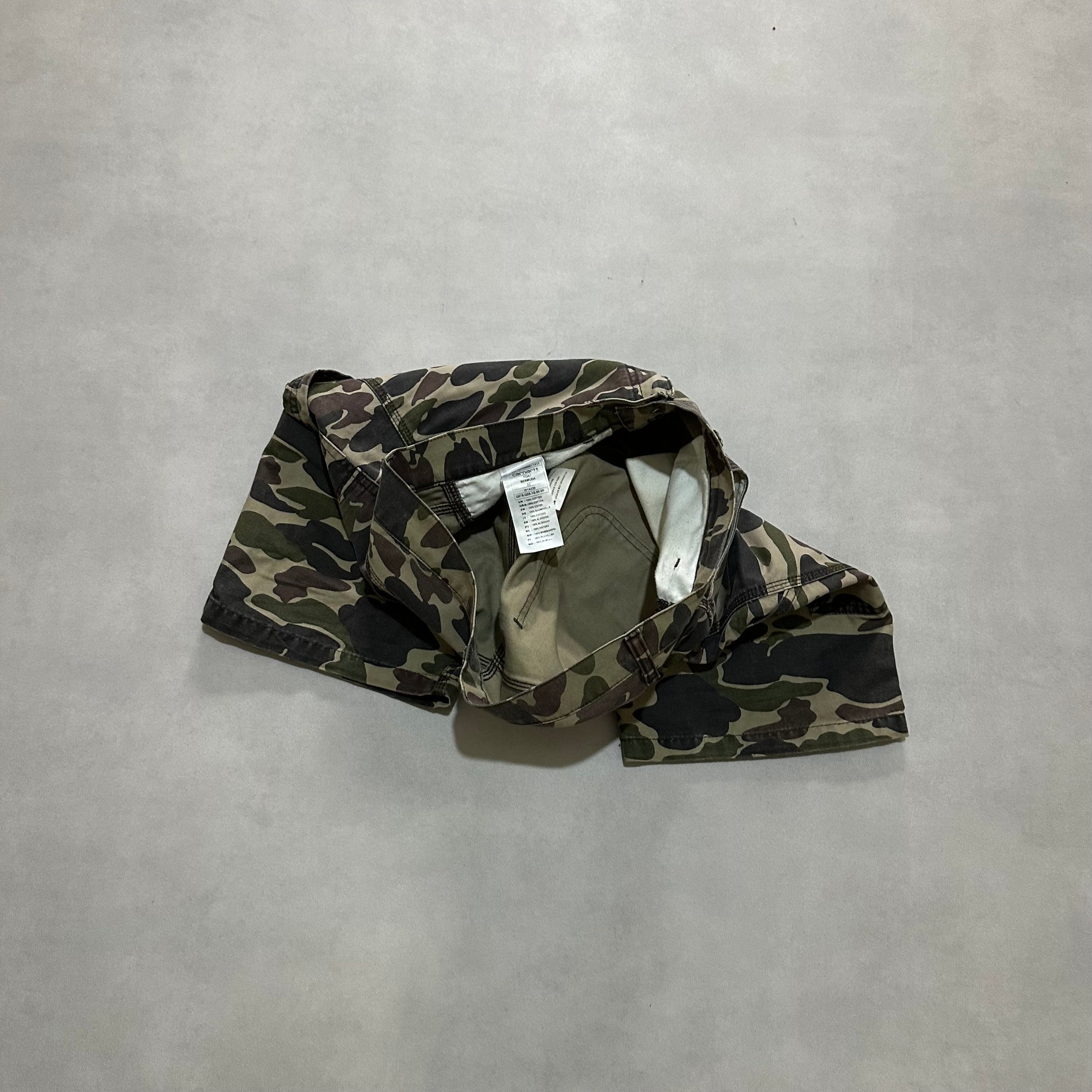 Carhartt fort bermuda camo short