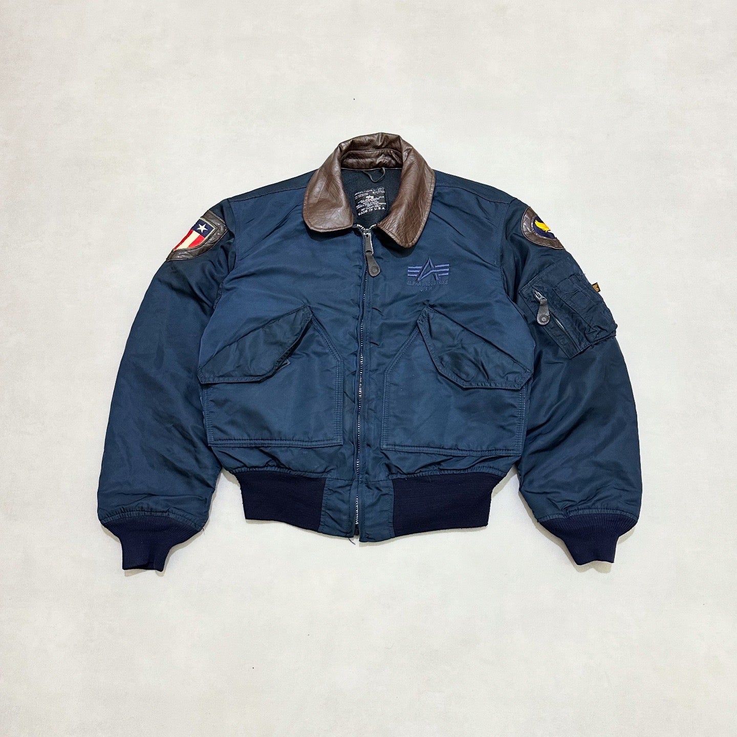 VTG ALPHA INDUSTRIES 90s bomber jacket made in usa
