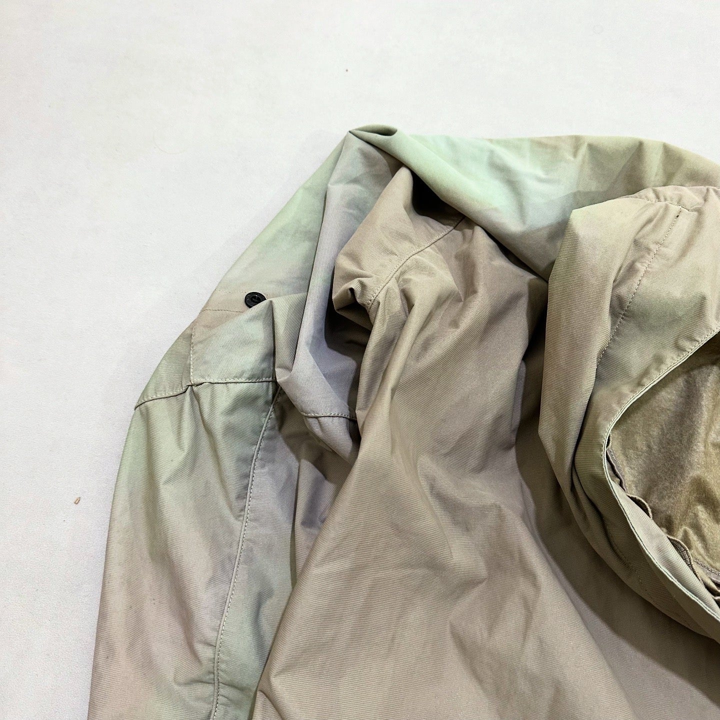 Stone Island Vintage Paul Harvey
2001 Nylon Jacket