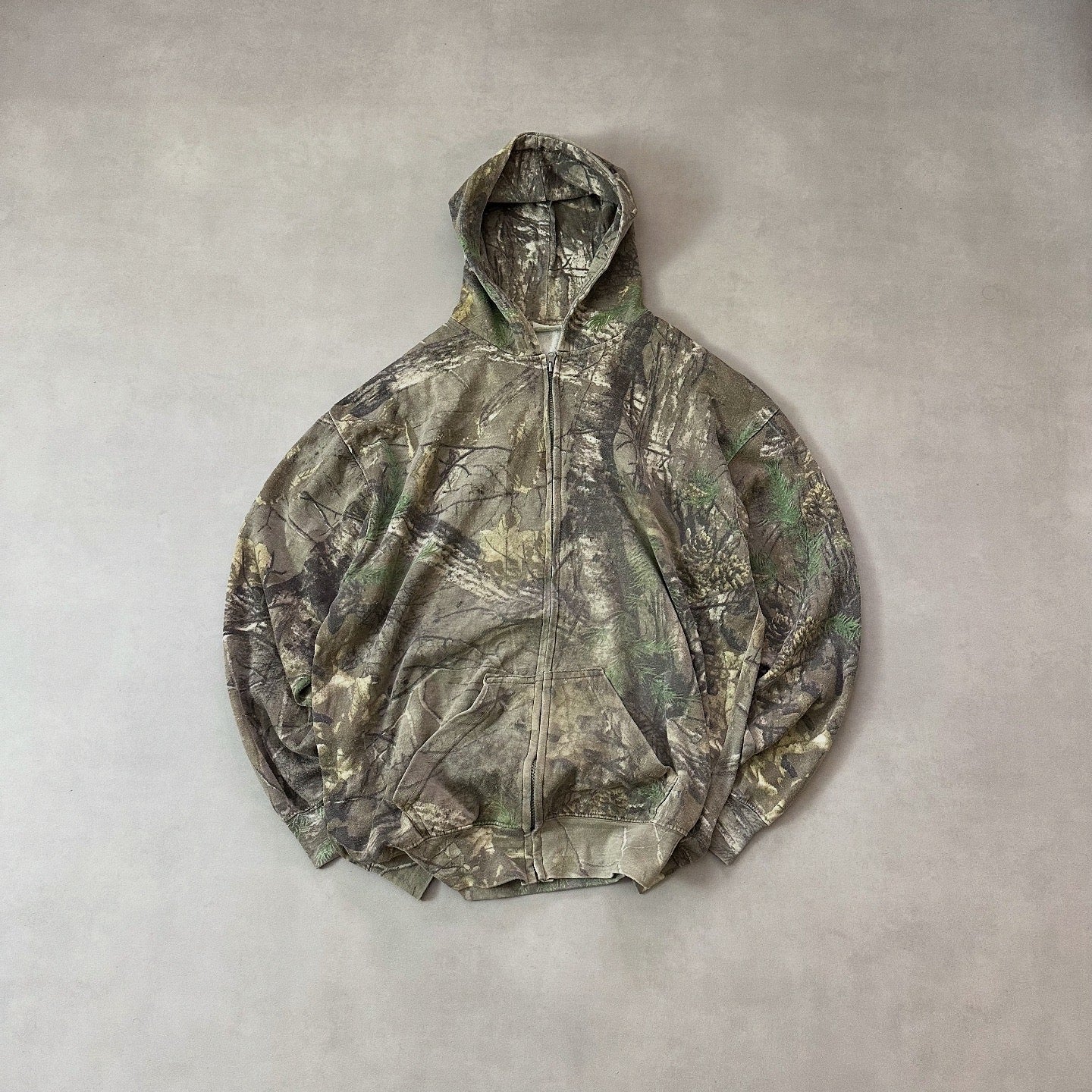 Vtg CAMOUFLAGE ZIPUP HOODIE