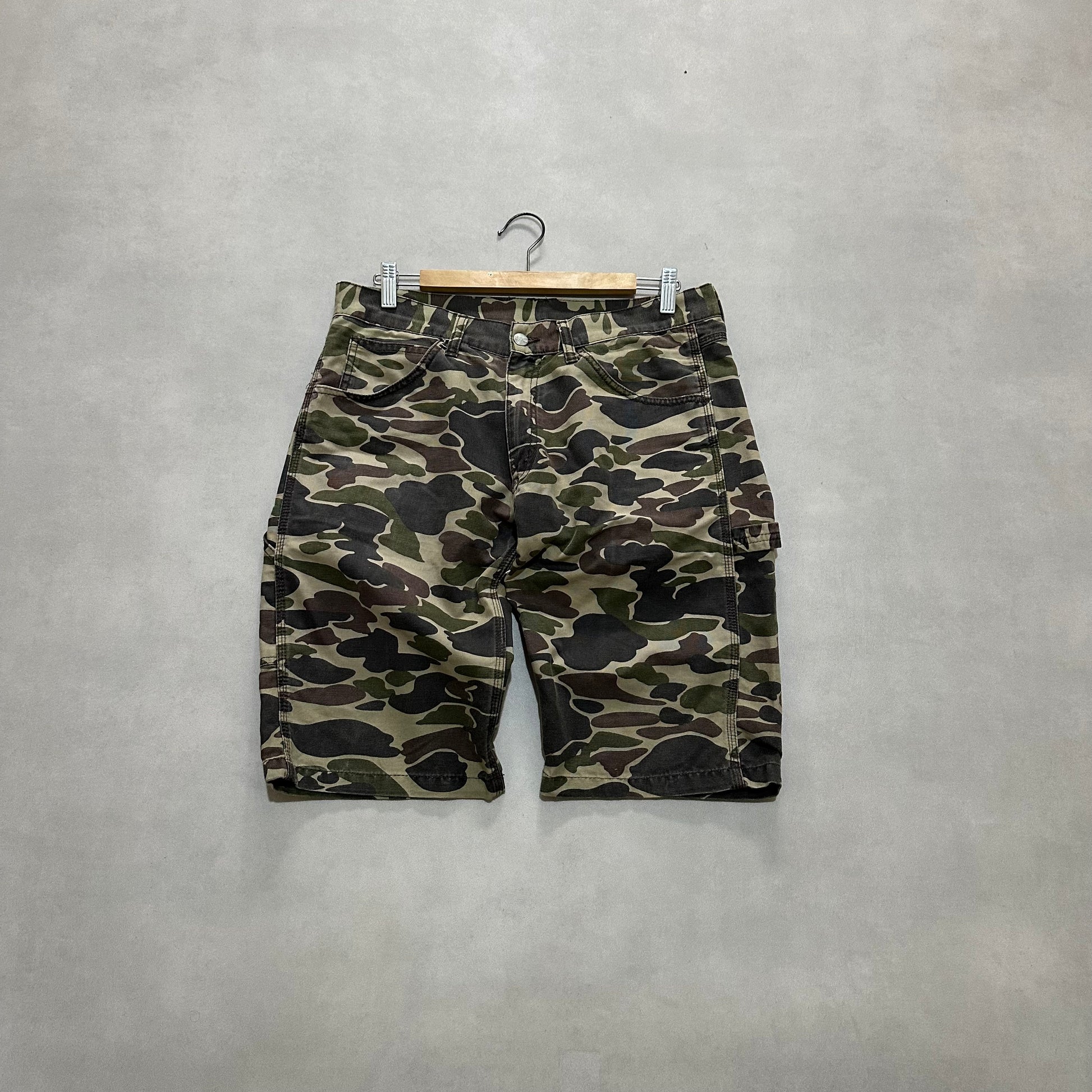 Carhartt fort bermuda camo short