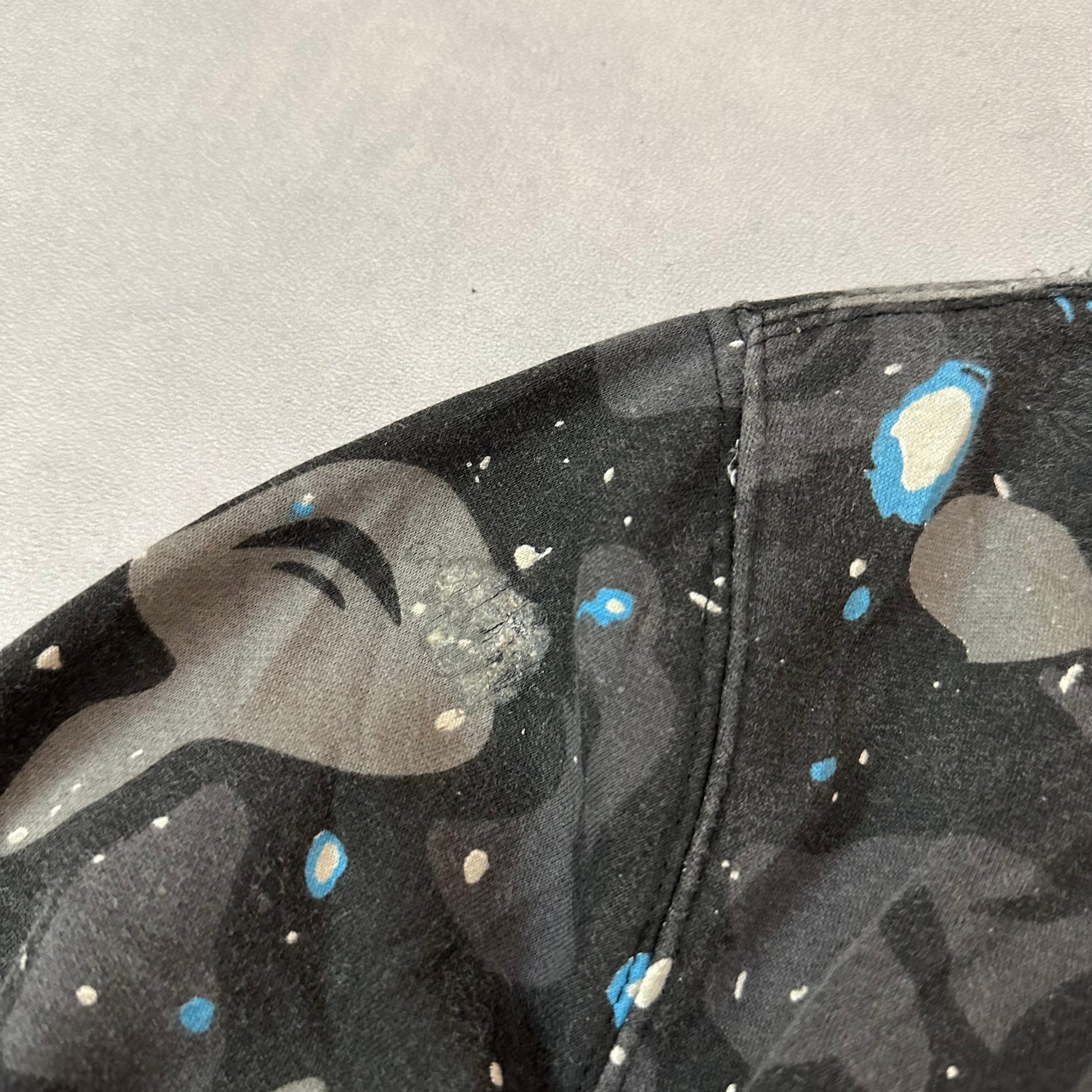 Vtg hoodie bape shark (not legit)