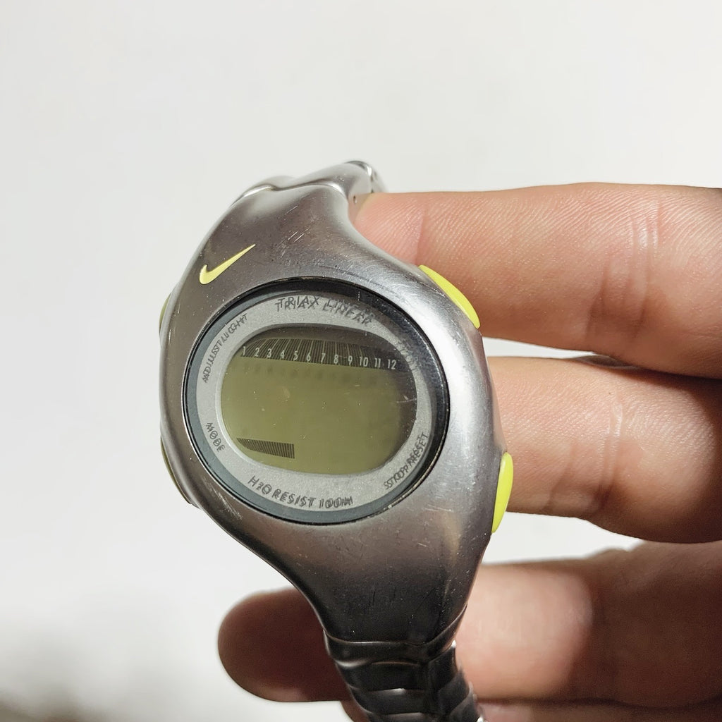 NIKE TRIAX LINEAR VINTAGE DIGITAL SPORTS WATCH