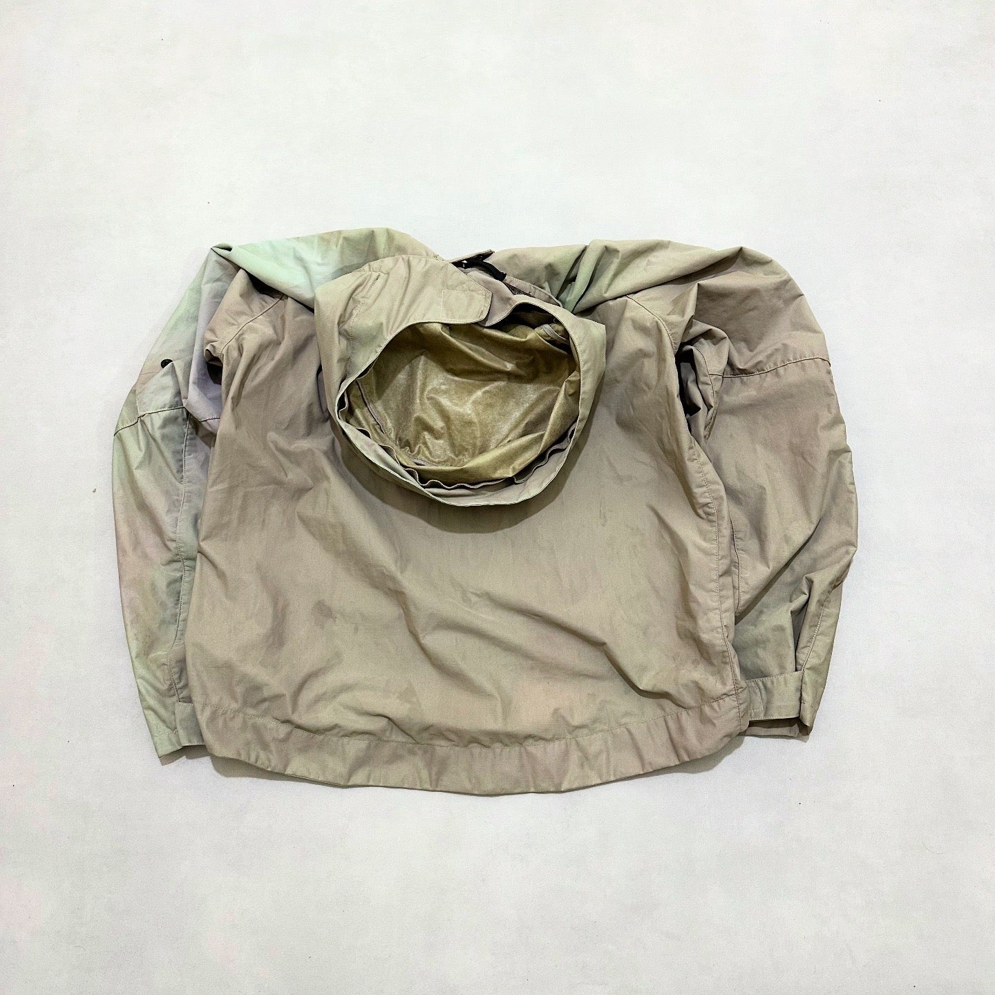 Stone Island Vintage Paul Harvey
2001 Nylon Jacket