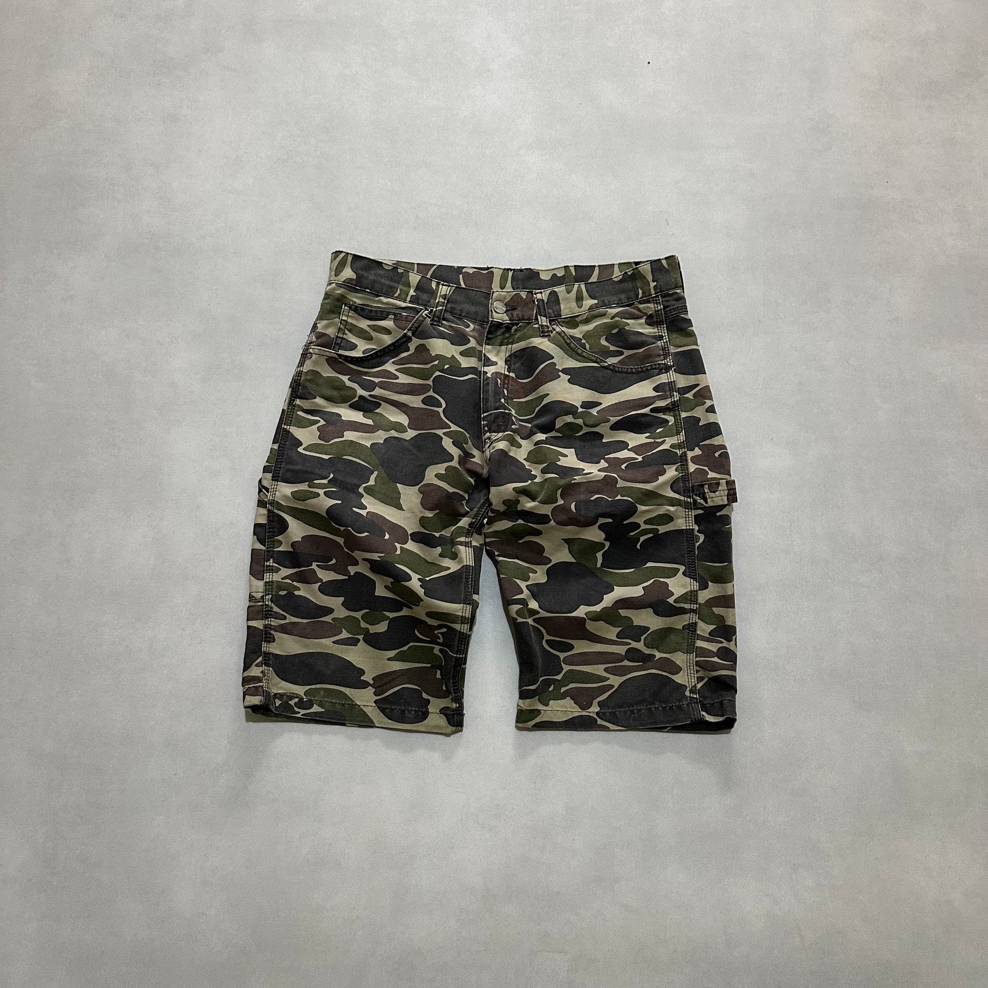 Carhartt fort bermuda camo short