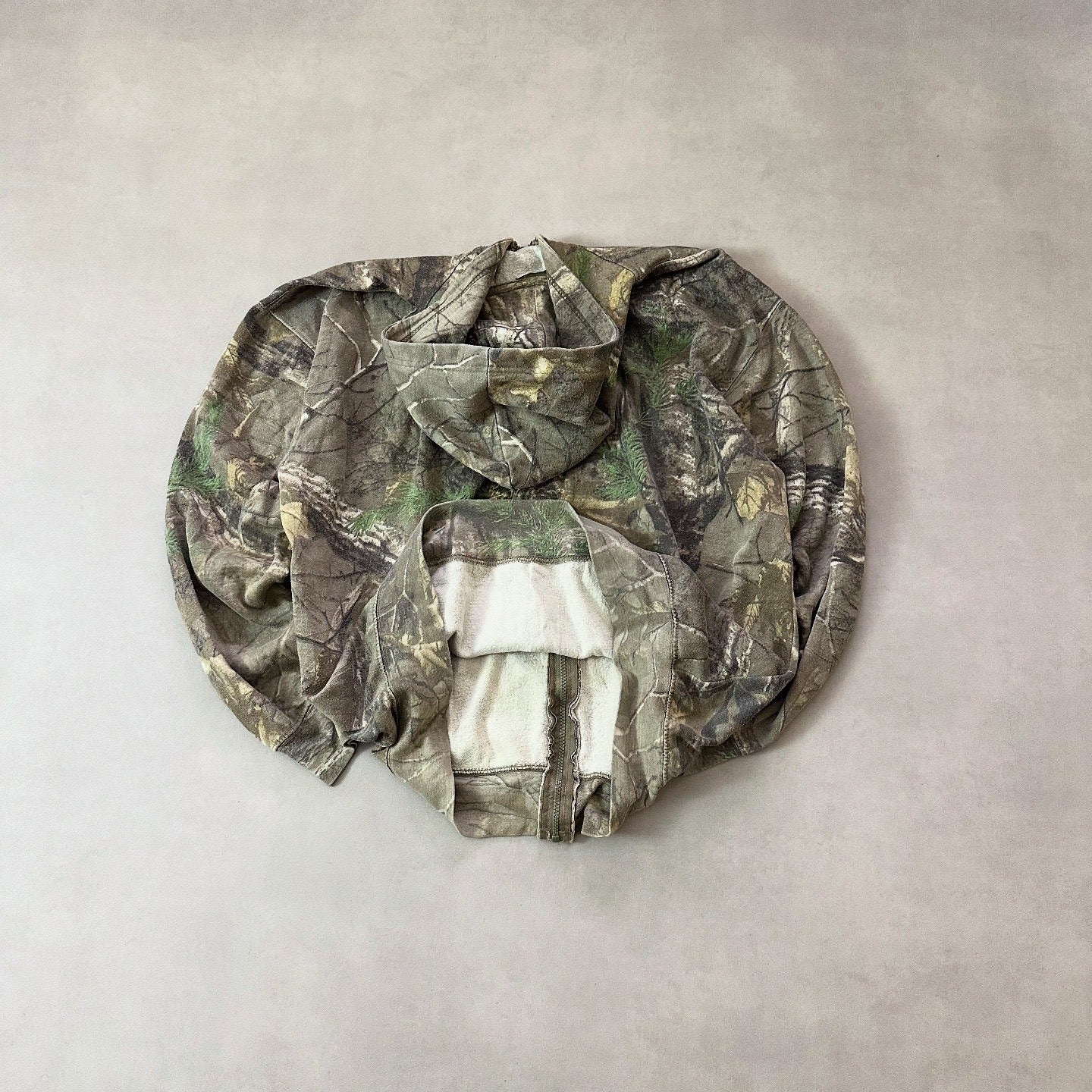 Vtg CAMOUFLAGE ZIPUP HOODIE