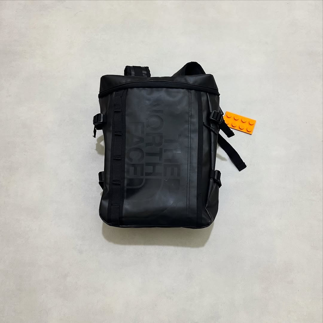 Base camp fuse box the north face