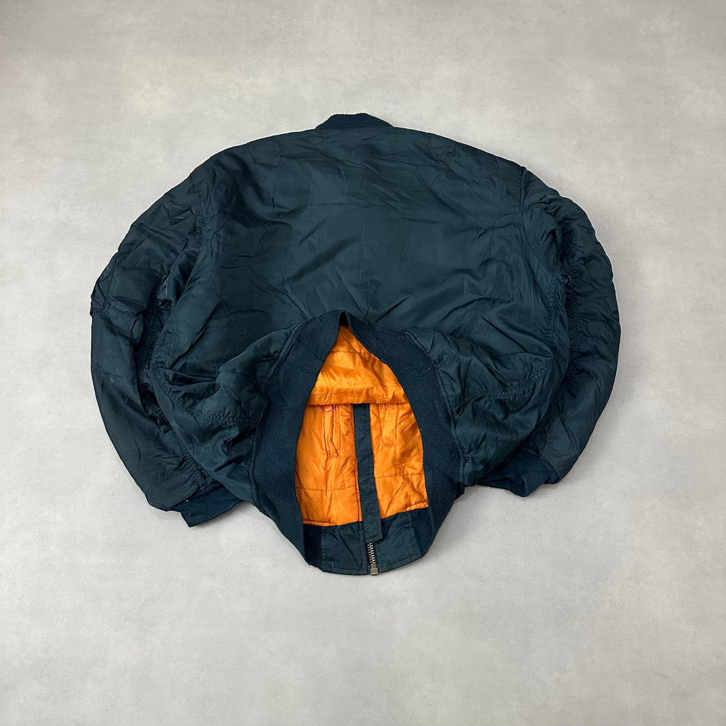 Vtg bomber jacket MA-1 f16 patches