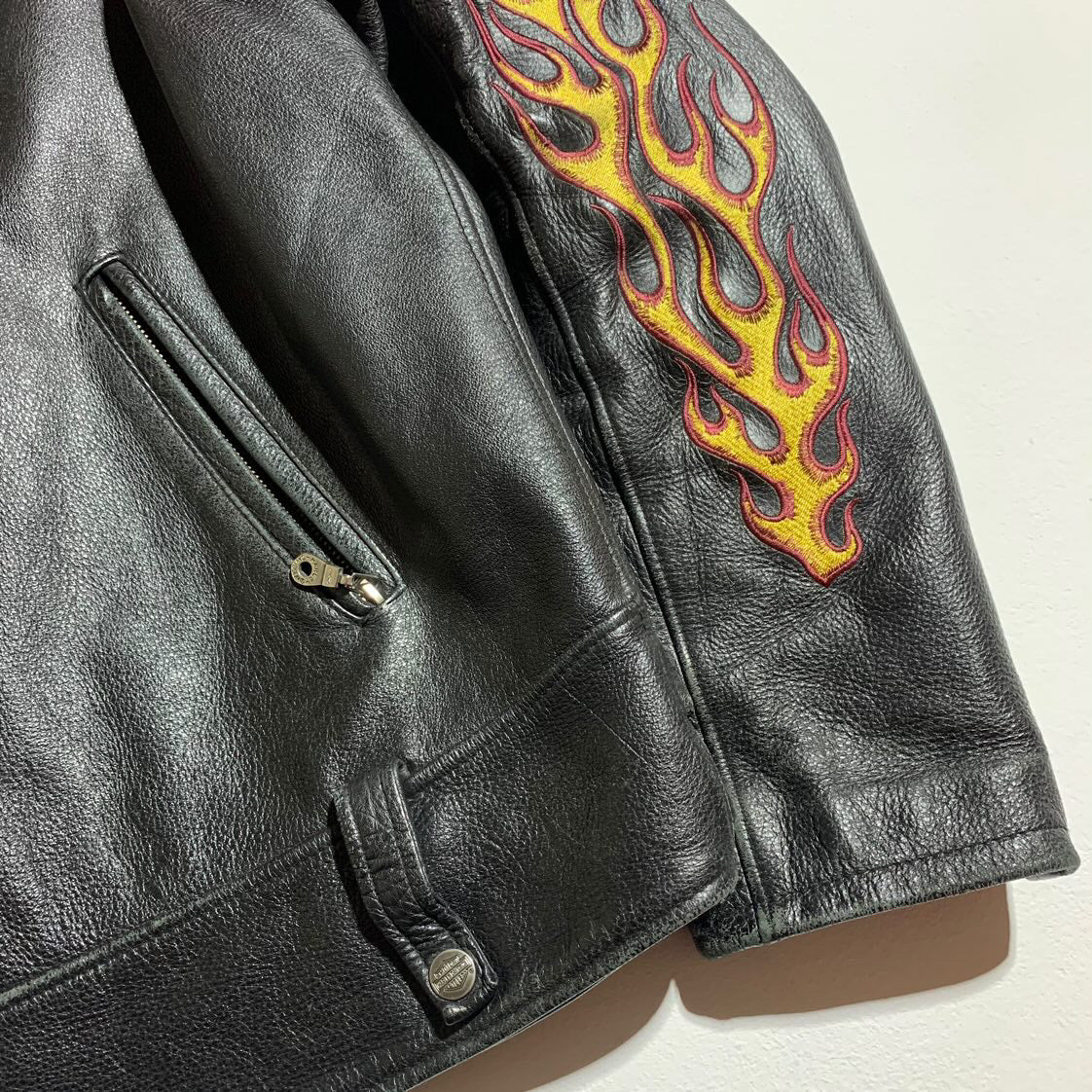 VTG HAEY DAVIDSON LEATHER JACKET FIRE (rare one )
