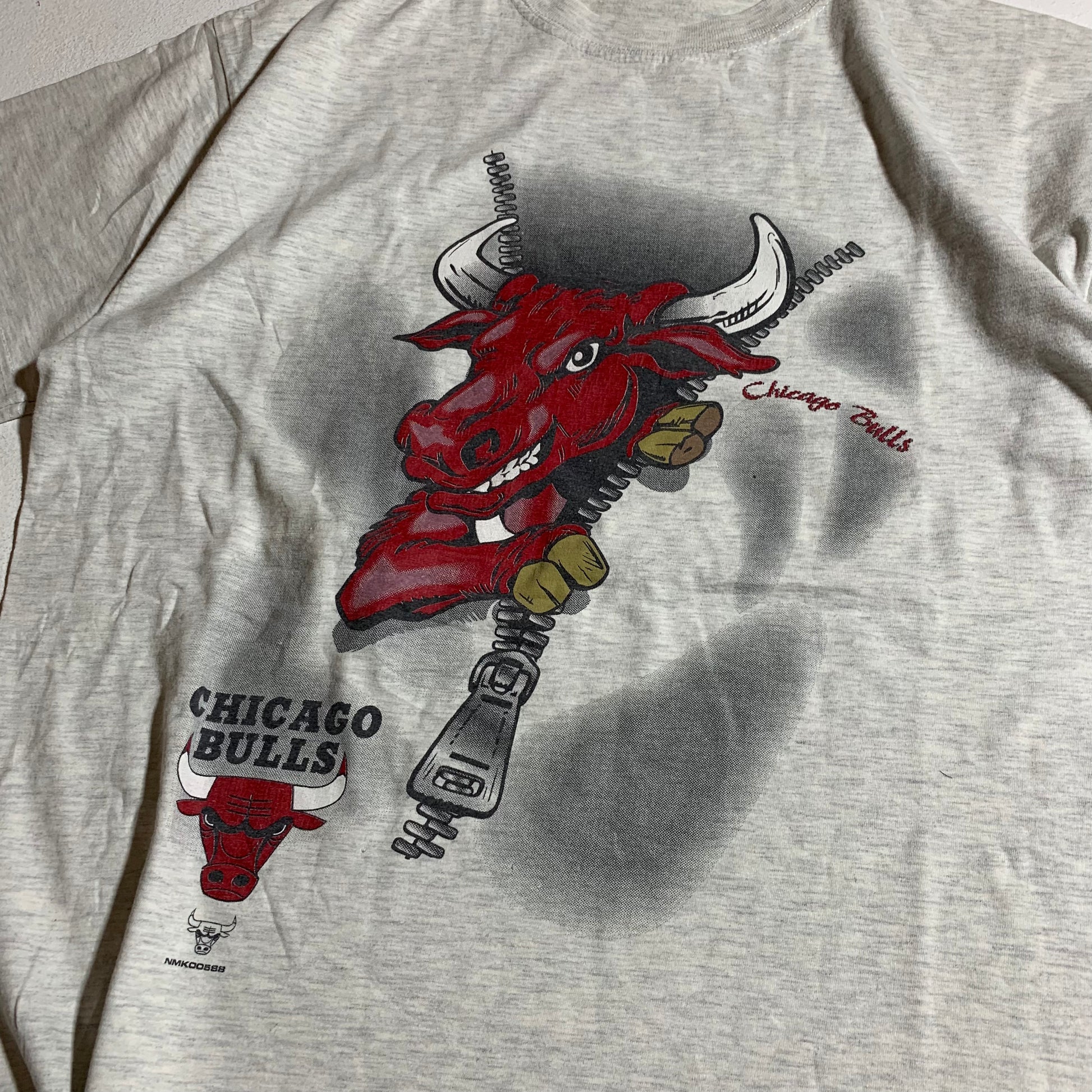 Vtg 90 s chicago bulls tshirt