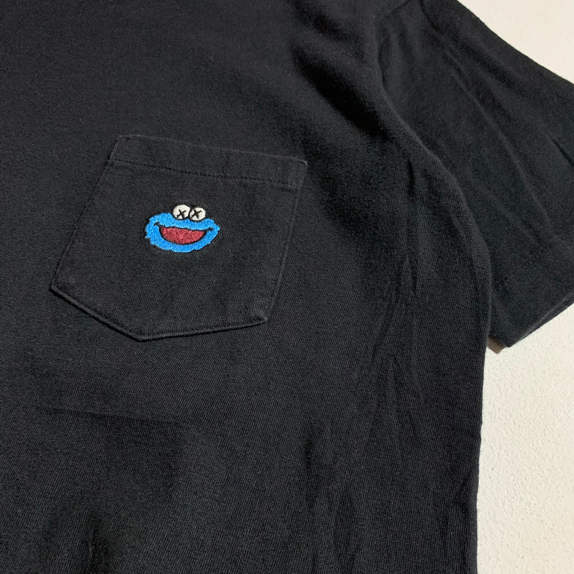 VTG KAWS TSHIRT