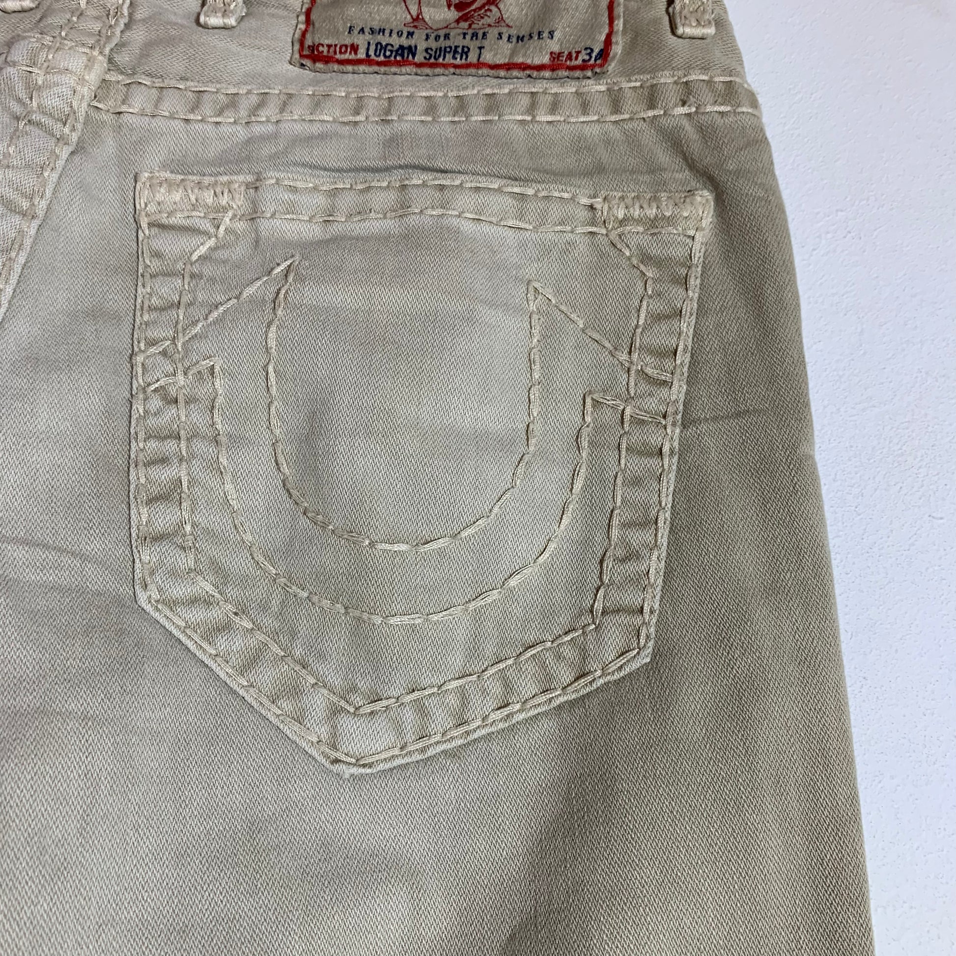 VTG JEANS TRUE RELIGION LOGAN SUPER T RARE COLOR
