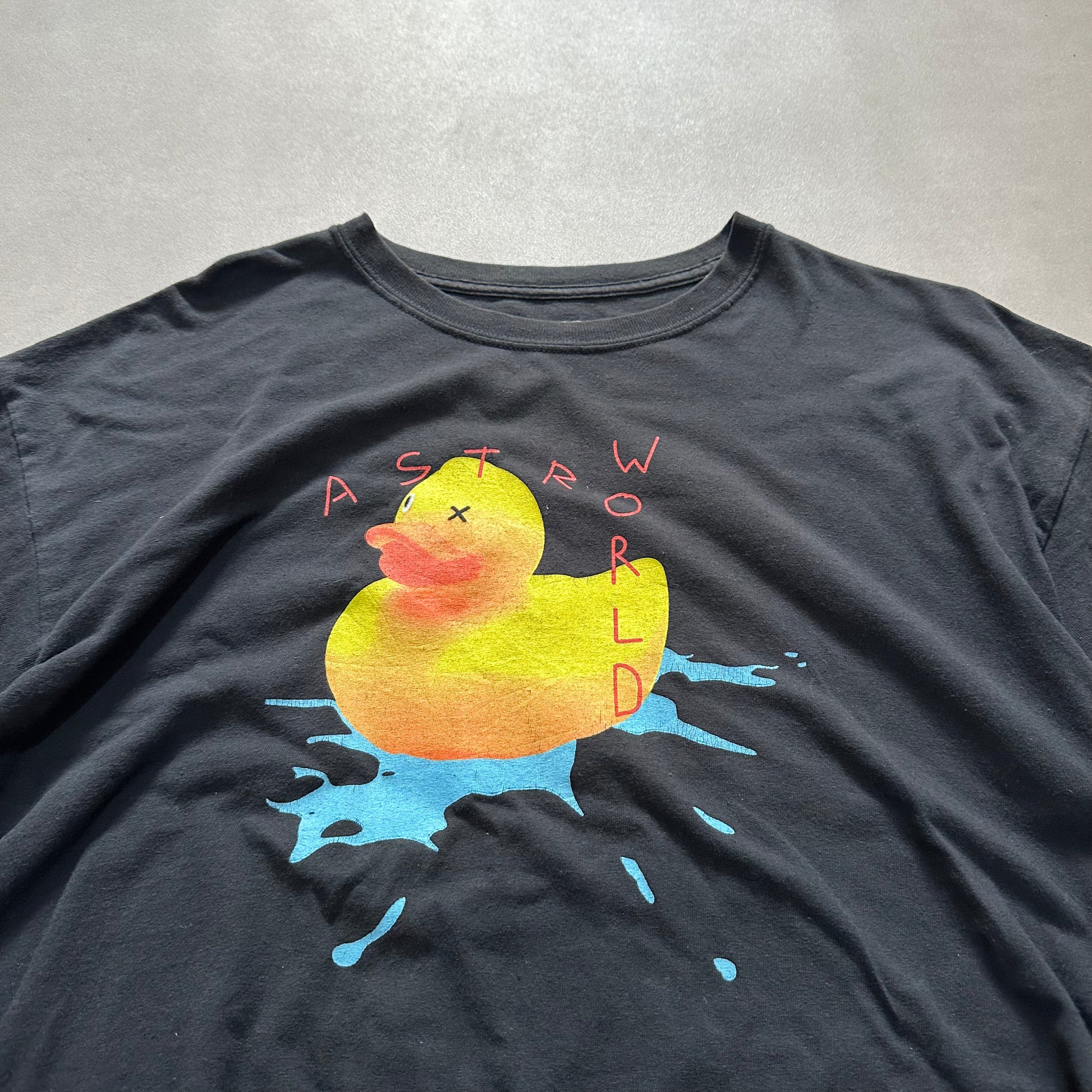 TRAVIS SCOTT ASTROWORLD WISH YOU WERE HERE RUBBER DUCK TOUR 2019 TSHIRT